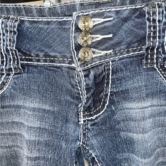 Angels, embellished denim, jean Capri juniors 3 26×22 stretch Cuffed - Picture 6 of 10